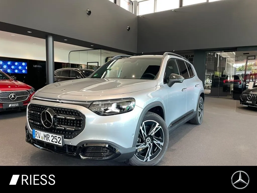 Mercedes-Benz GLB 200