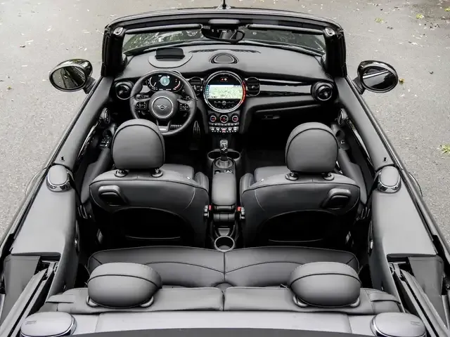 MINI John Cooper Works Cabrio