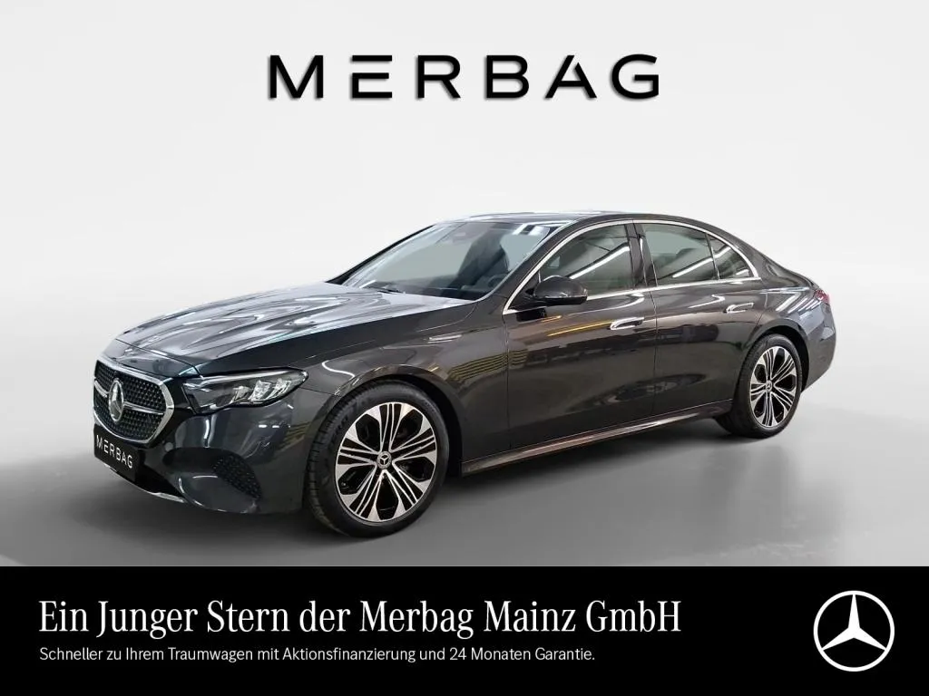 Mercedes-Benz E 220