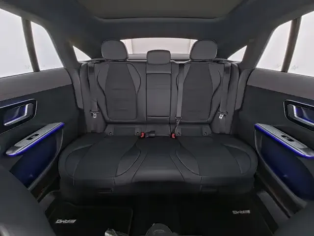 Mercedes-Benz EQE 350