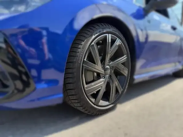 Volkswagen Golf R