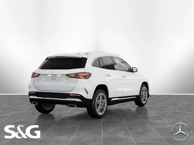 Mercedes-Benz GLA 180