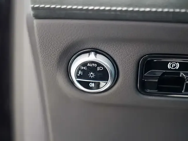 Mercedes-Benz EQE 350