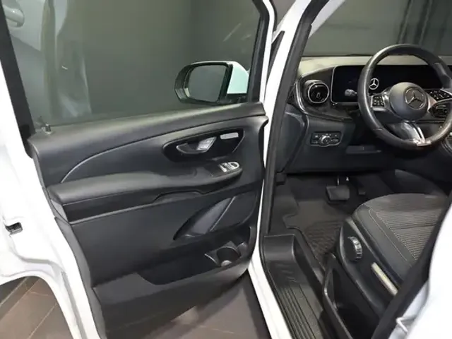 Mercedes-Benz EQV 250