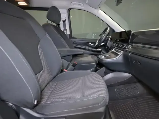 Mercedes-Benz EQV 250