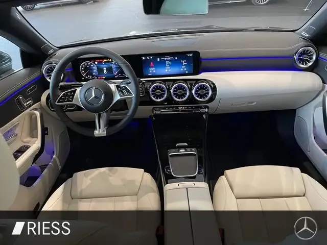 Mercedes-Benz CLA 220