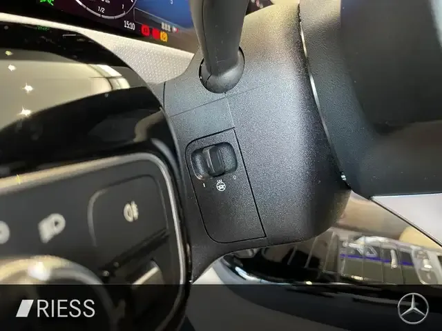 Mercedes-Benz CLA 220