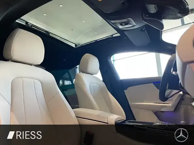 Mercedes-Benz CLA 220