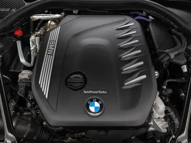 BMW 740