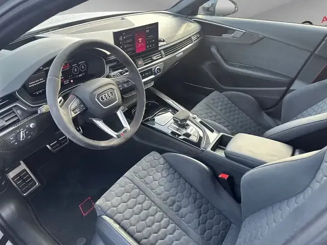 Audi RS4
