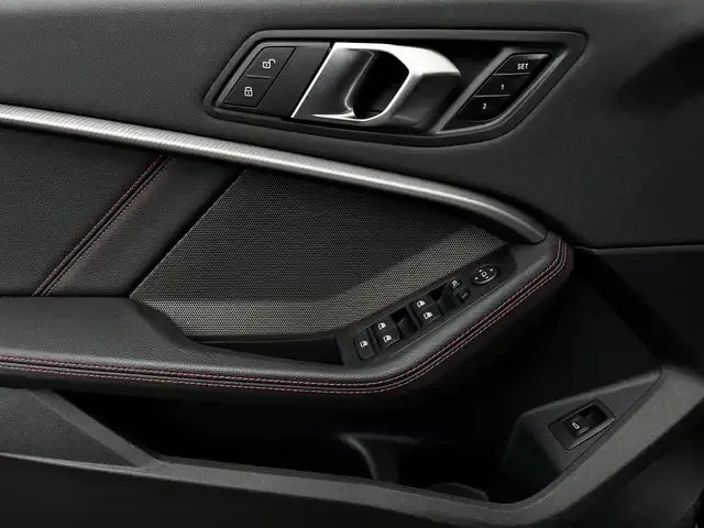BMW 128