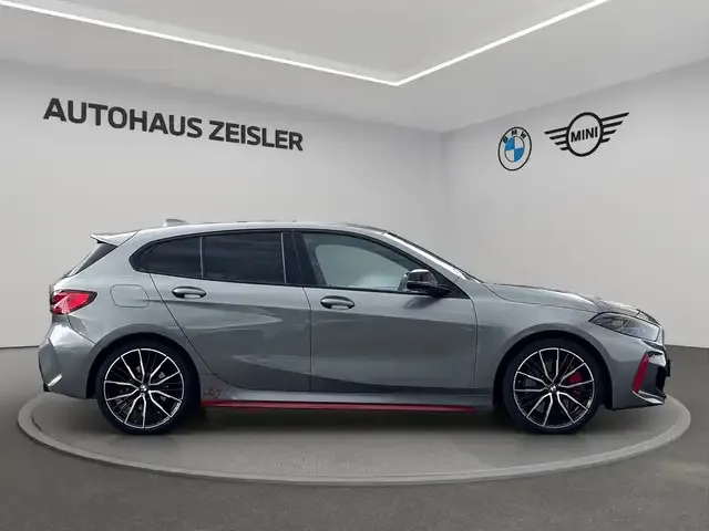 BMW 128