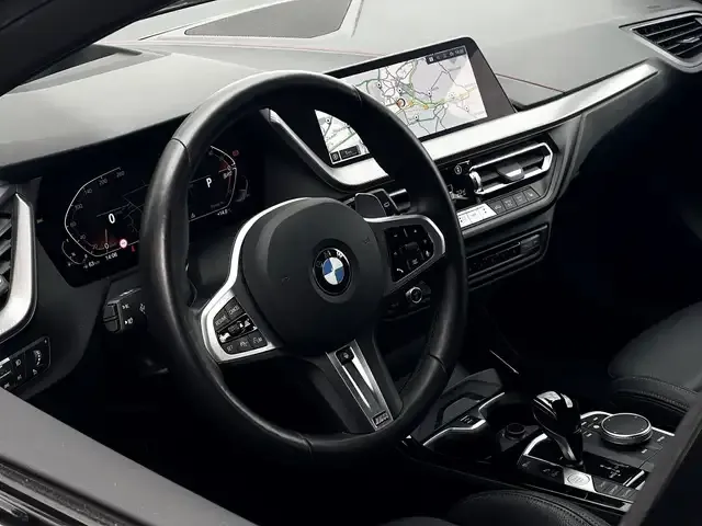 BMW 128