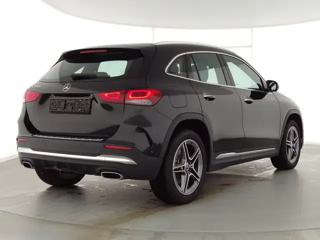 Mercedes-Benz GLA 250