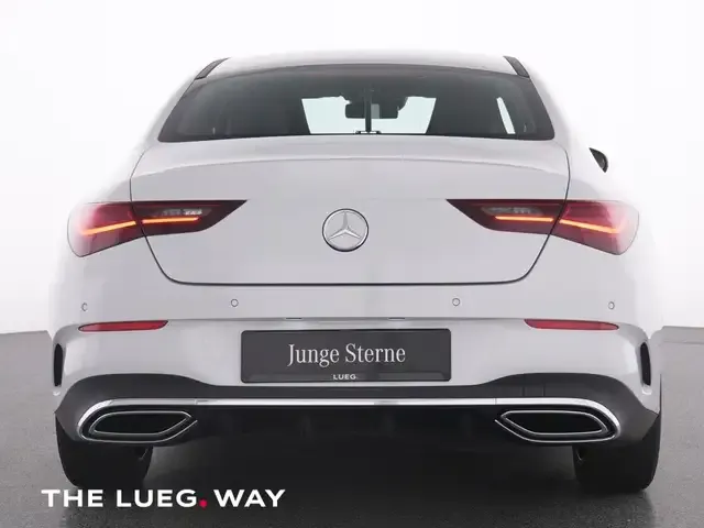 Mercedes-Benz CLA 200