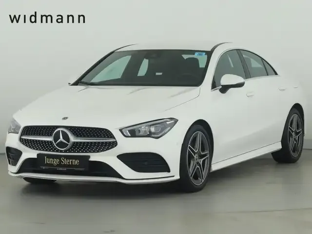 Mercedes-Benz CLA 200