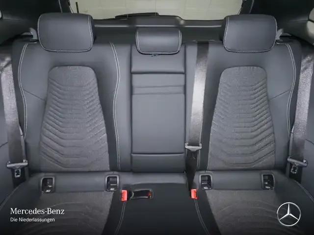 Mercedes-Benz EQA 300