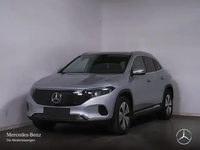 Mercedes-Benz EQA 300