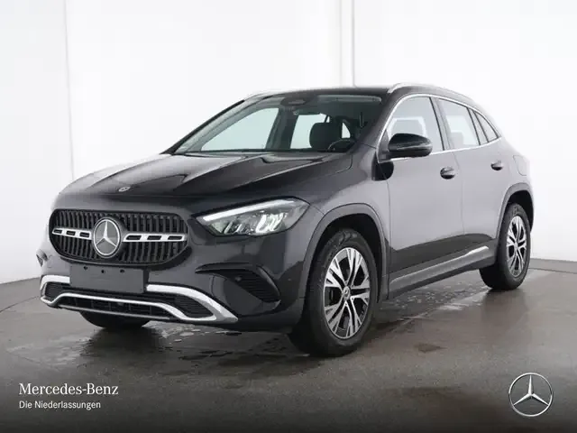 Mercedes-Benz GLA 180