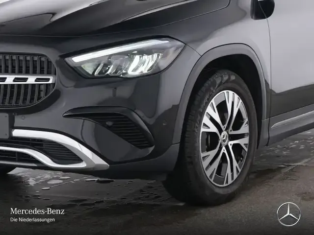 Mercedes-Benz GLA 180