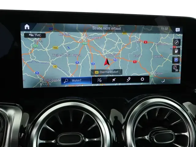 Mercedes-Benz EQB 250