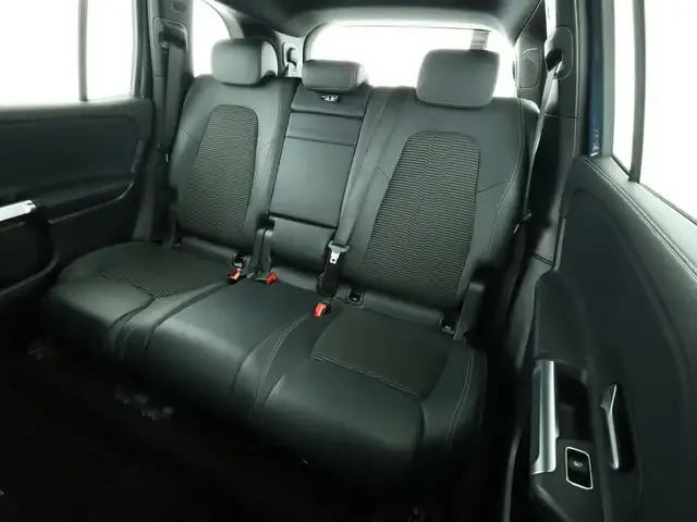 Mercedes-Benz EQB 250