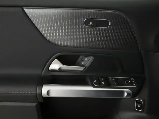 Mercedes-Benz EQB 250