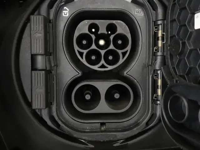 Mercedes-Benz EQB 250