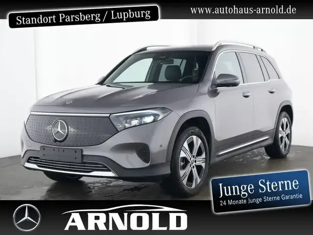 Mercedes-Benz EQB 300
