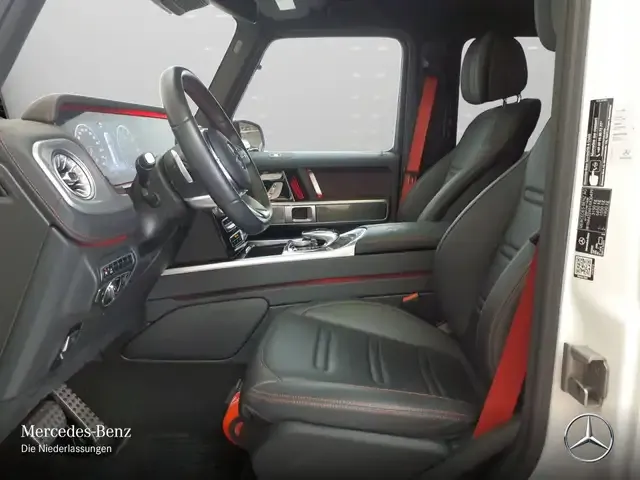 Mercedes-Benz G 500