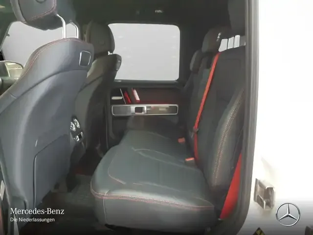 Mercedes-Benz G 500