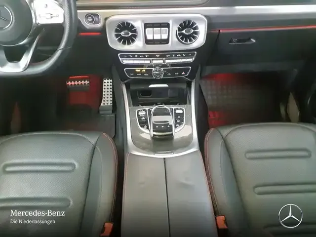 Mercedes-Benz G 500