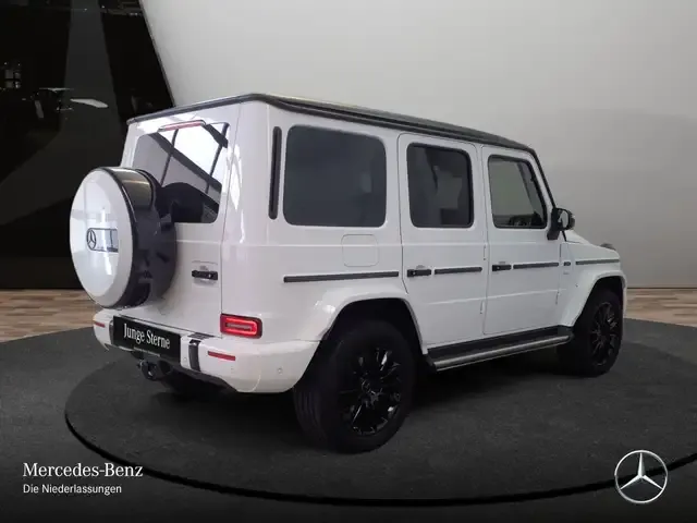 Mercedes-Benz G 500
