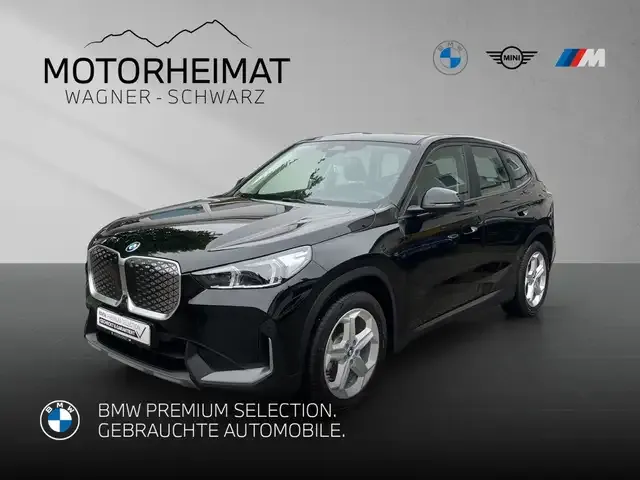 BMW iX1