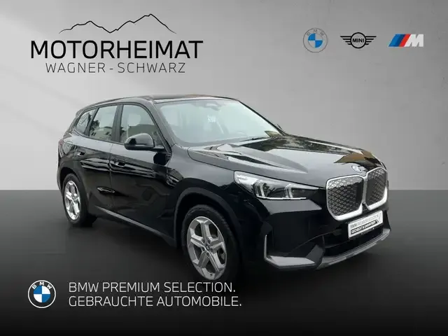 BMW iX1
