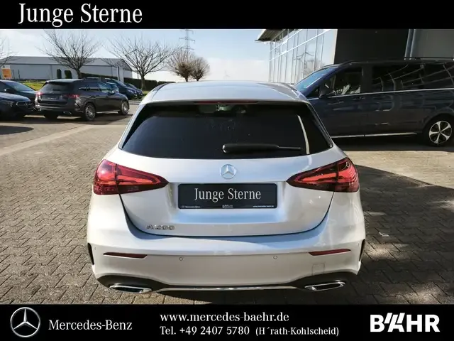 Mercedes-Benz A 200