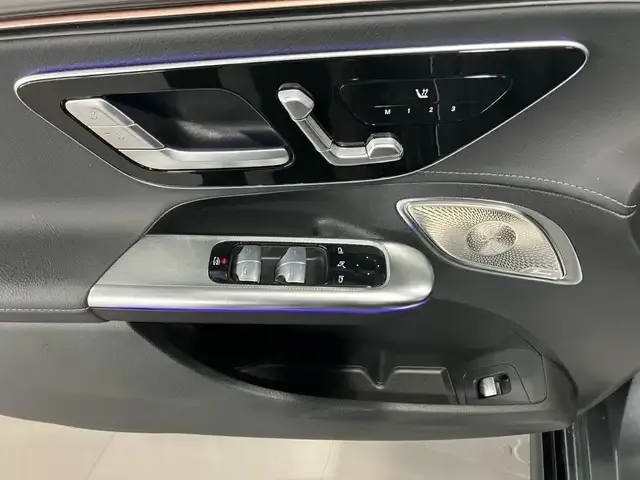 Mercedes-Benz EQE 500