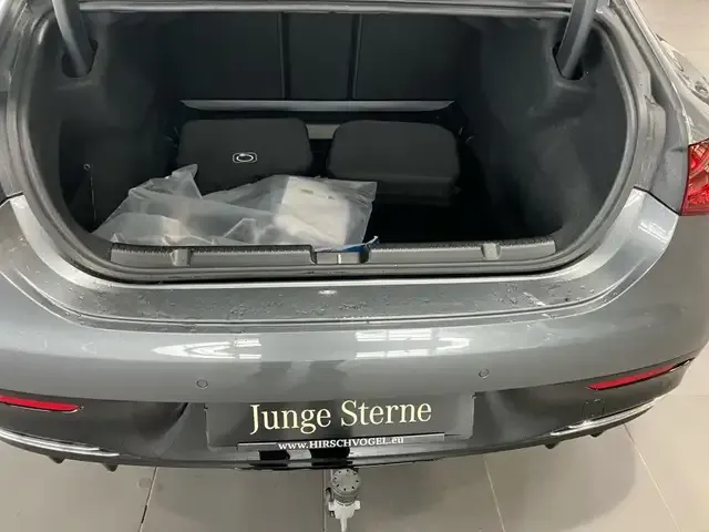 Mercedes-Benz EQE 500
