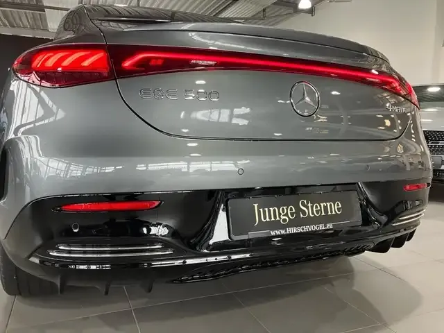 Mercedes-Benz EQE 500