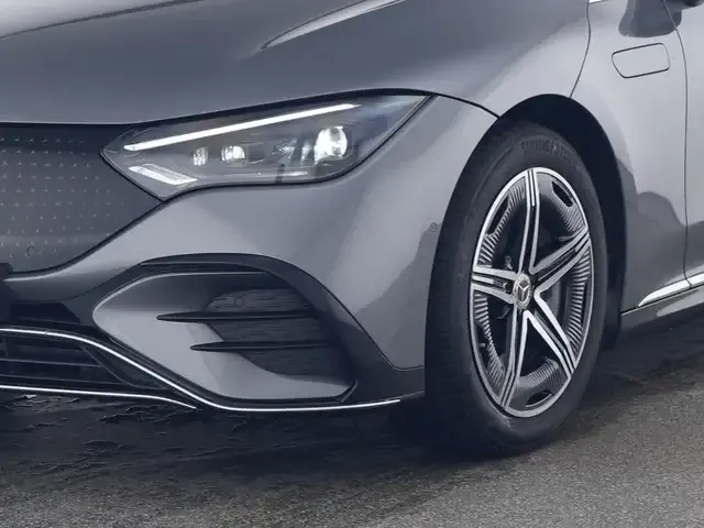 Mercedes-Benz EQE 500