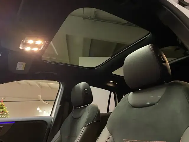 Mercedes-Benz GLA 220