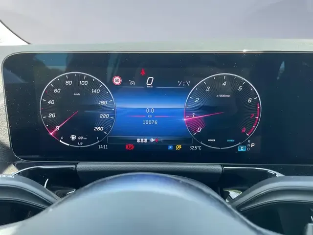 Mercedes-Benz GLA 200