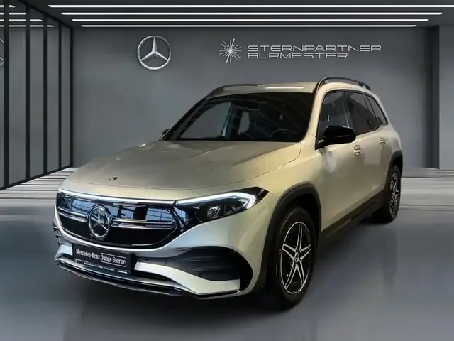 Mercedes-Benz EQB 300