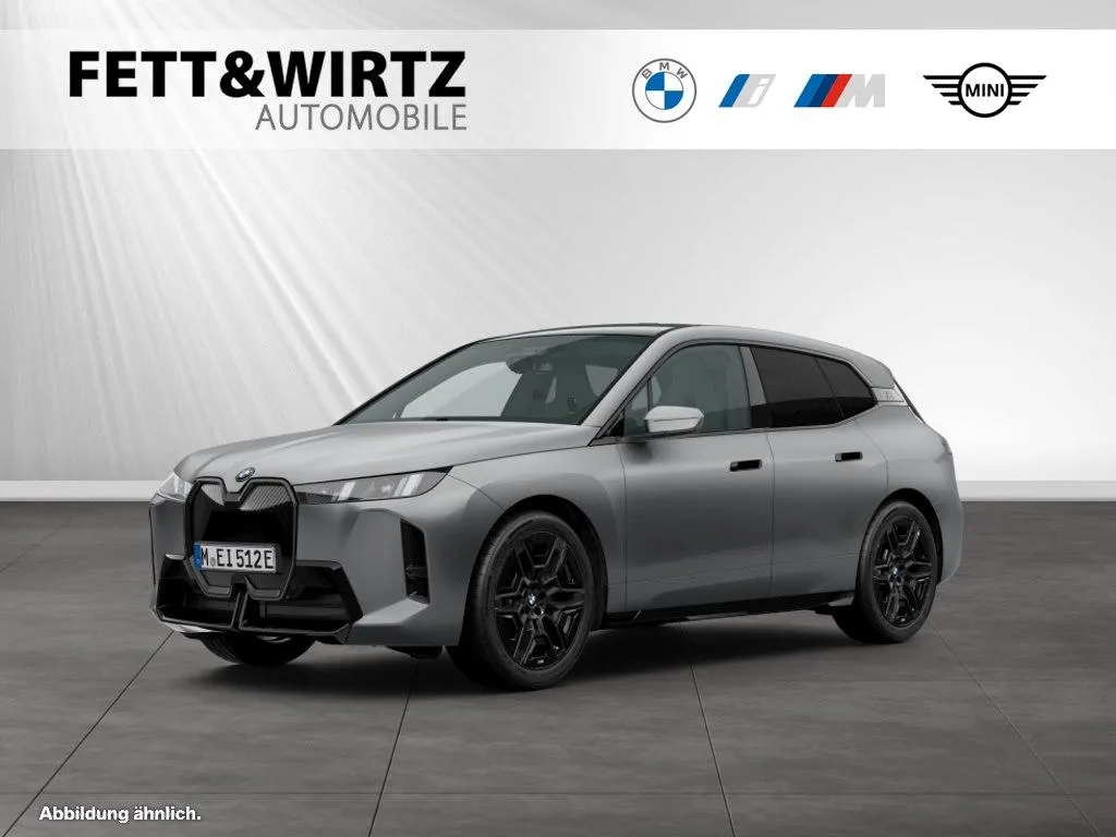 BMW iX