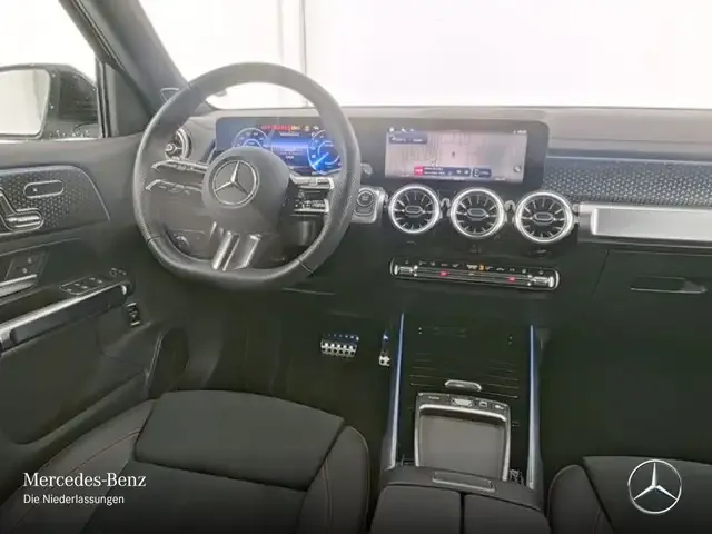 Mercedes-Benz EQB 300
