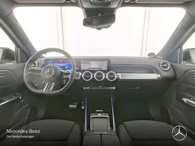 Mercedes-Benz EQB 300