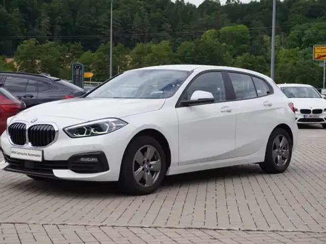 BMW 118