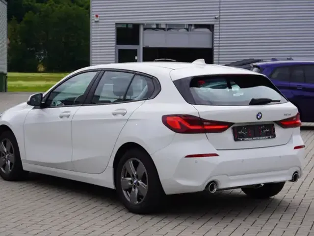 BMW 118