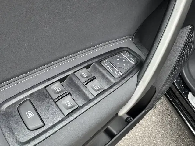 Mercedes-Benz EQT