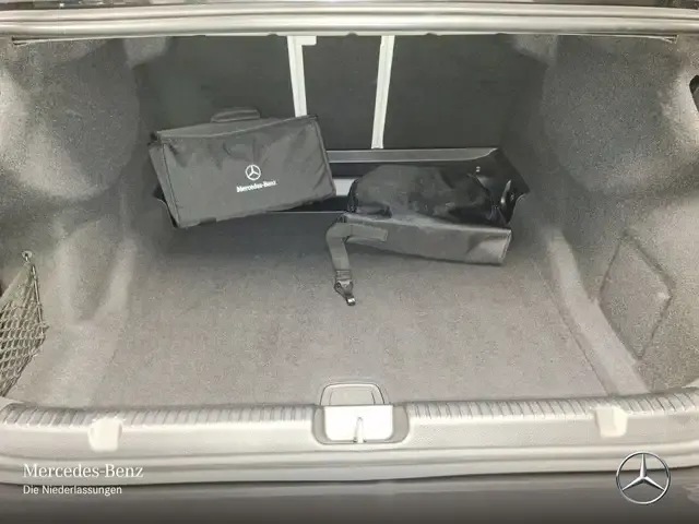 Mercedes-Benz EQE 350